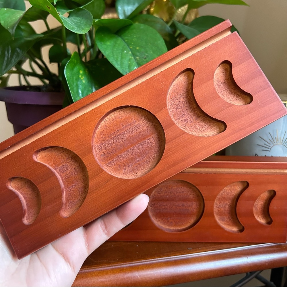 Tarot card stand